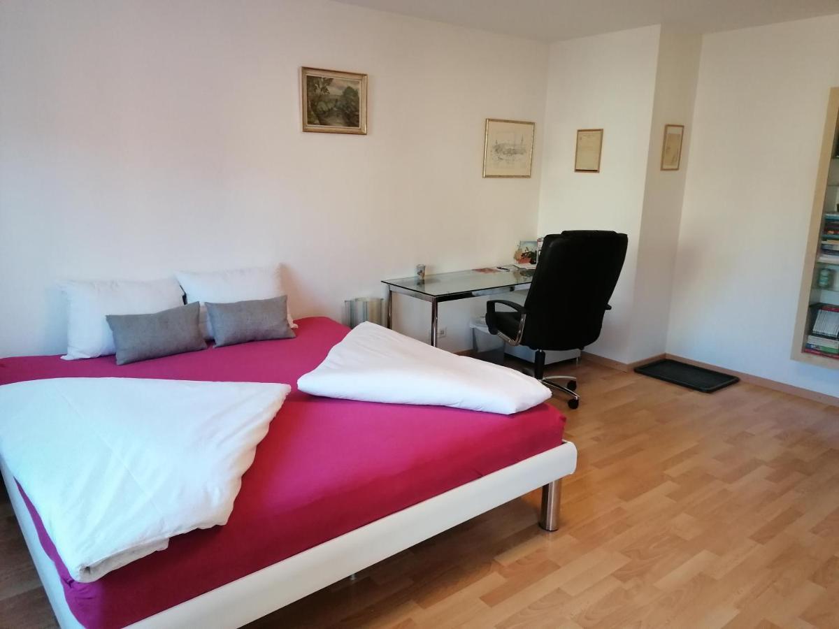 Konditor B & B Frenkendorf ภายนอก รูปภาพ